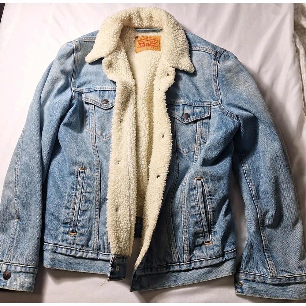 Levi's Sherpa Lined Trucker Jacket Mens Large Light Wash Denim Type 3 Fleece